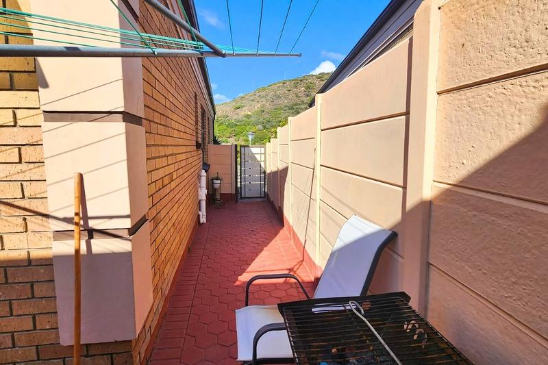 3 Bedroom Property for Sale in Island View Western Cape